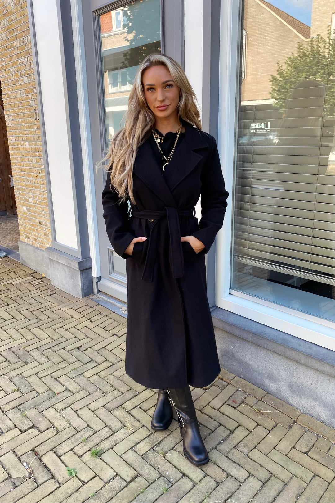 Quinn | Sleek Belted Overcoat