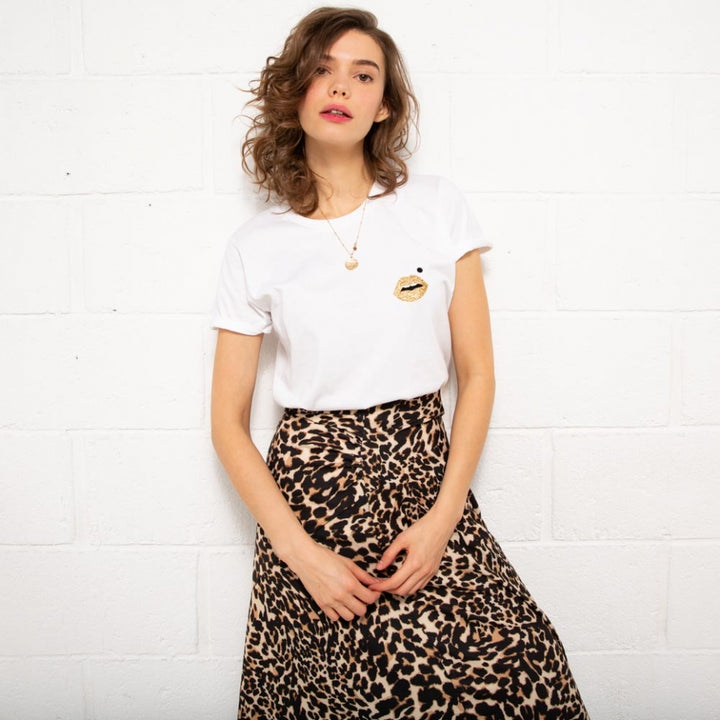 Dolly | Gold Lip Graphic Tee